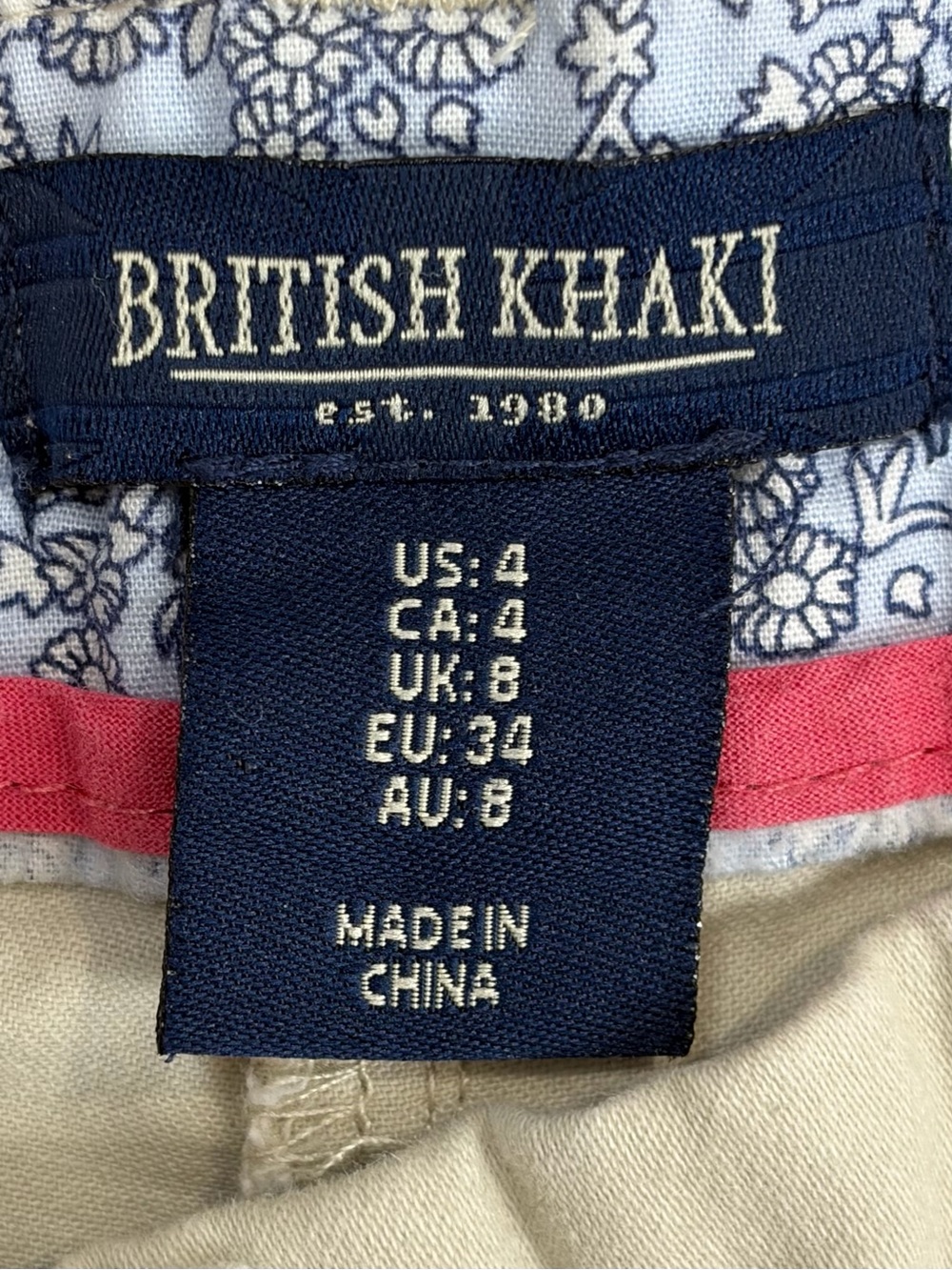 British Khaki 4" Khaki Shorts with Black Giraffe Embroidery (4) - Picture 3 of 8